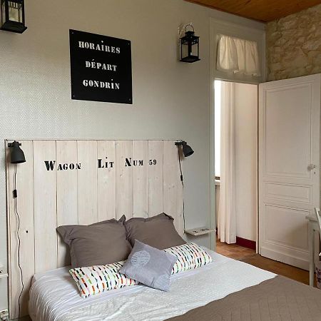 La Gare Bed & Breakfast Gondrin ภายนอก รูปภาพ