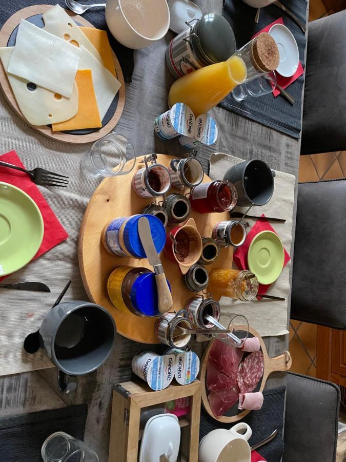 La Gare Bed & Breakfast Gondrin ภายนอก รูปภาพ