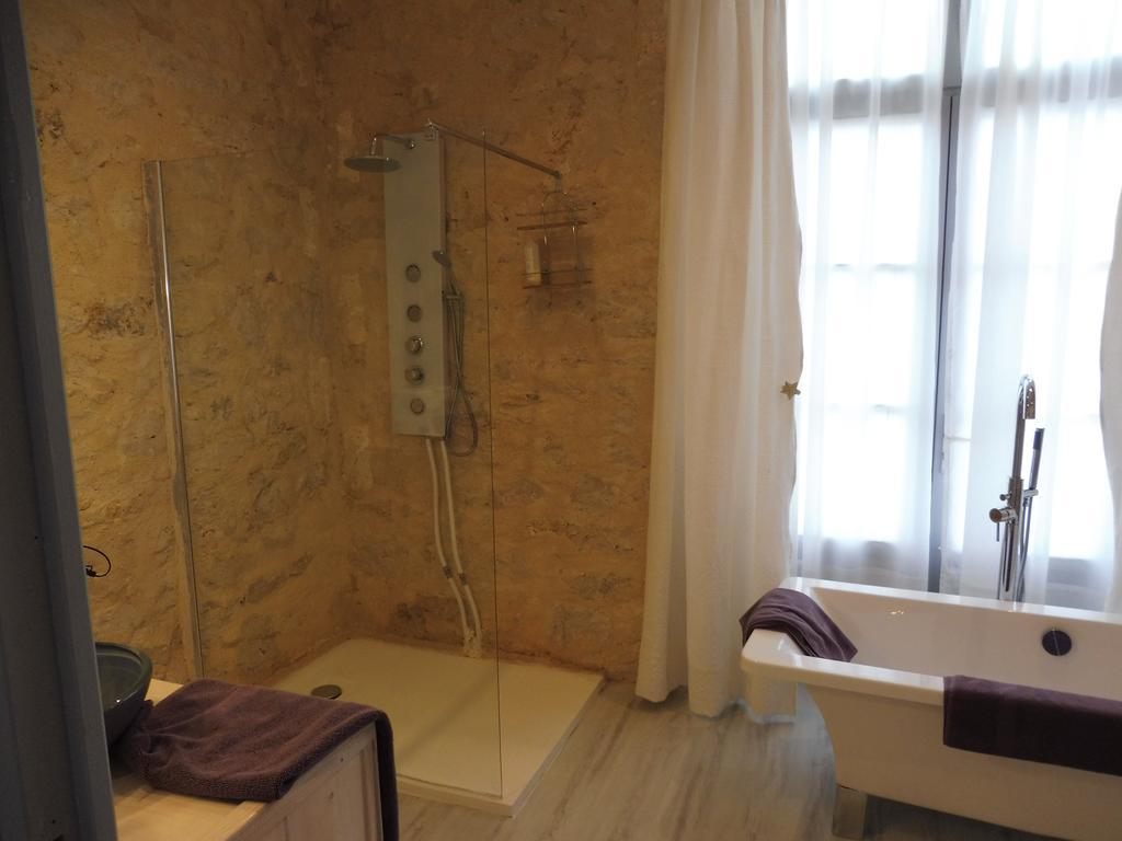 La Gare Bed & Breakfast Gondrin ภายนอก รูปภาพ